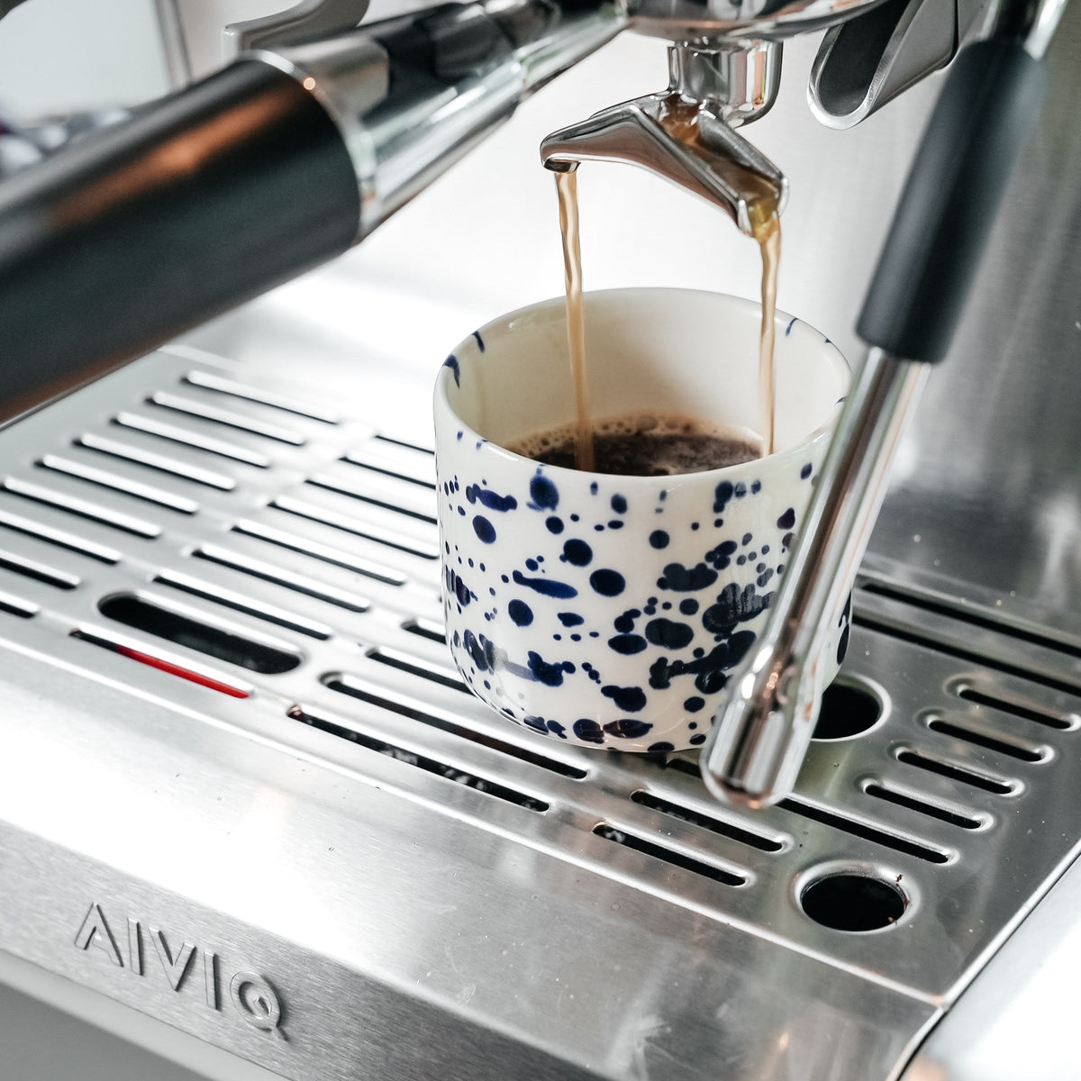 Aspire Brew: der Brühkopf: zwei Strahlen in die Tasse